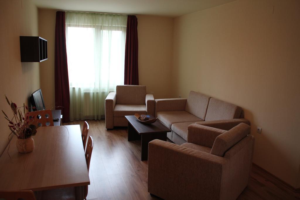 Nevada Aparthotel Pamporovo Buitenkant foto